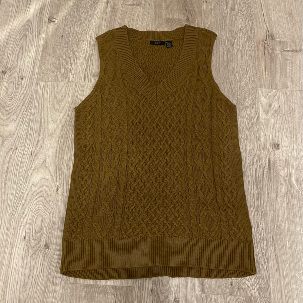 NWOT RDI Cable Knit Oversized Sweater Vest Brown XS